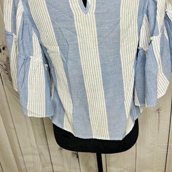 AMERICAN EAGLE Womens Sz S Blue White Striped Chambray Top Bell Sleeves Cropped - Picture 8 of 8